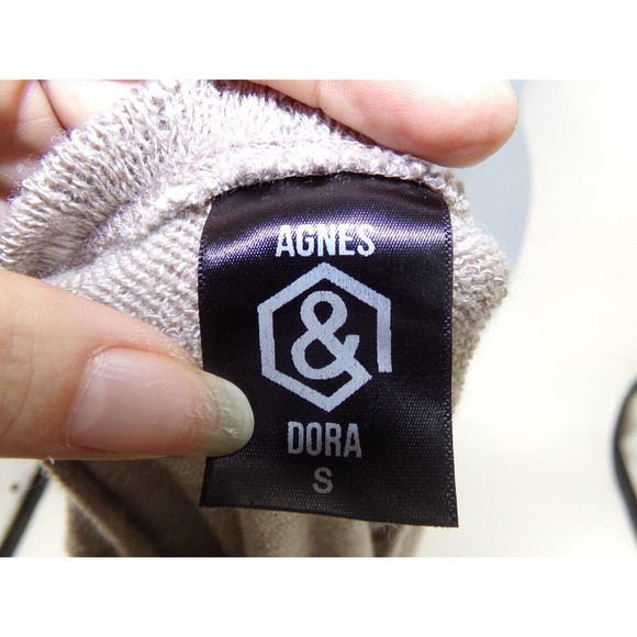 Agnes & Dora Sweater Women's Size Small Cropped Pullover Tan Knit - Picture 7 of 10